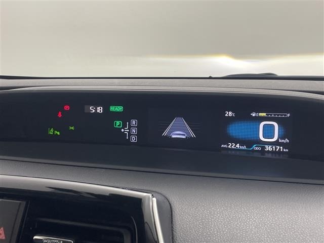 Toyota PRIUS 2017 8272402-16