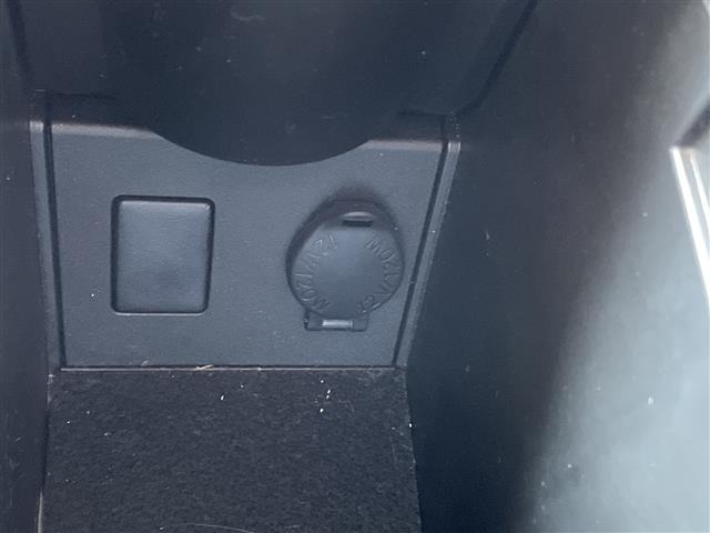 Toyota PRIUS 2014 8272403-1