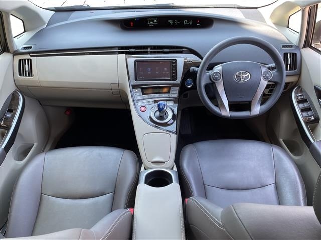 Toyota PRIUS 2014 8272403-18