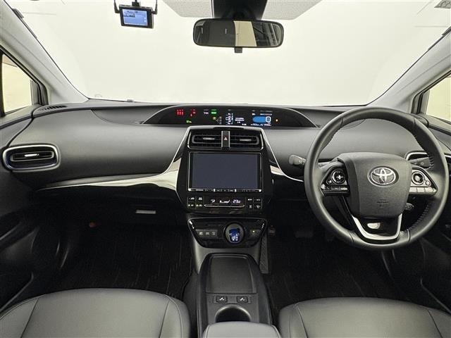 Toyota PRIUS 2020 8272404-15
