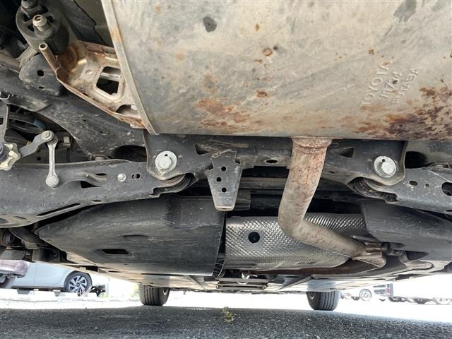 Toyota PRIUS 2017 8272405-13