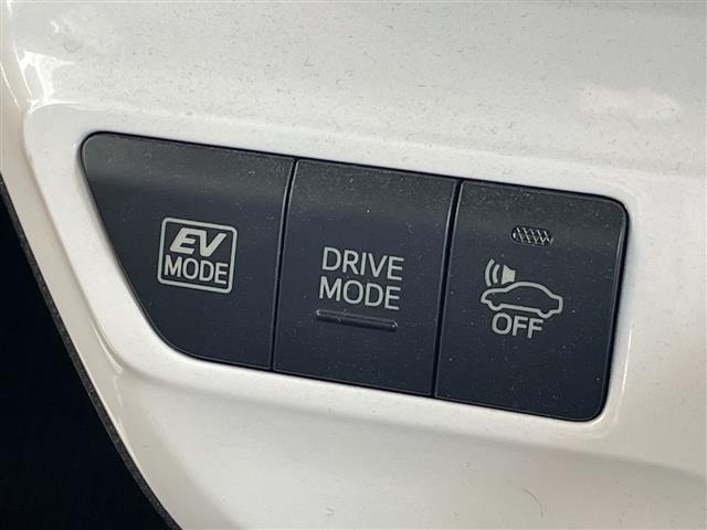 Toyota PRIUS 2017 8272405-20