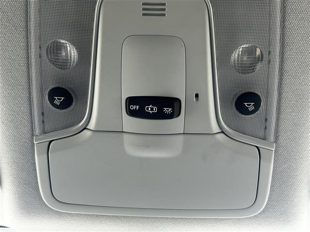 Toyota PRIUS 2017 8272406-12
