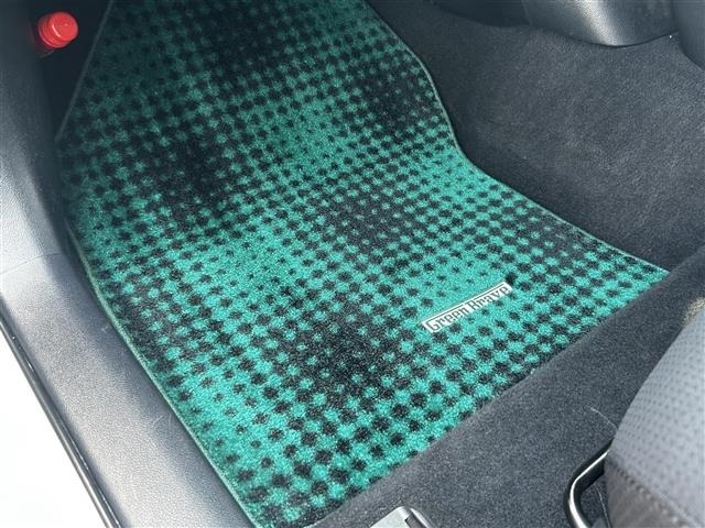 Toyota PRIUS 2017 8272406-22