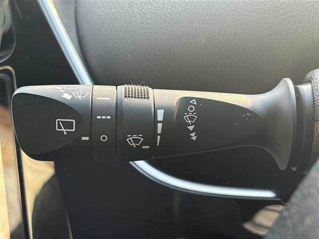 Toyota PRIUS 2018 8272407-10