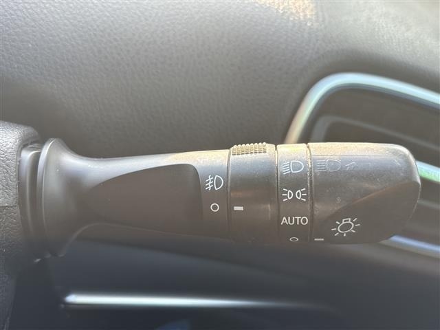Toyota PRIUS 2018 8272407-11