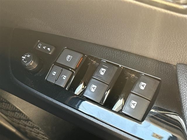 Toyota PRIUS 2018 8272407-7