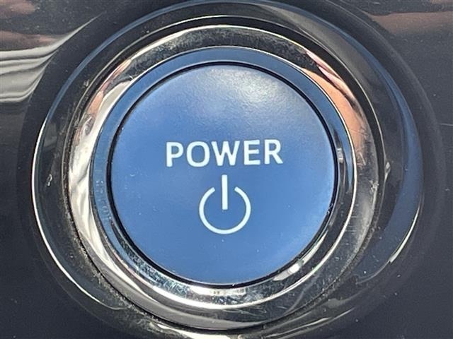 Toyota PRIUS 2019 8272408-1