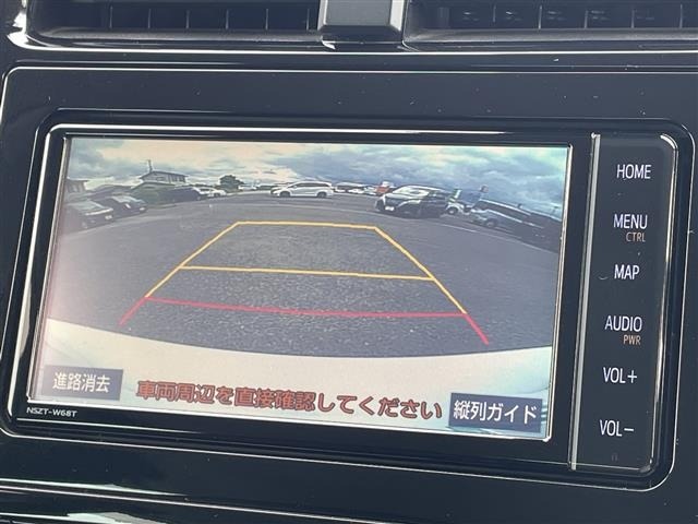 Toyota PRIUS 2019 8272408-11