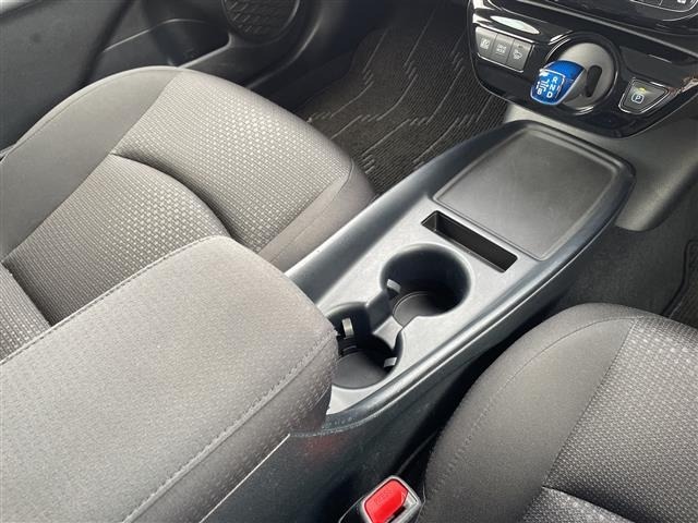 Toyota PRIUS 2019 8272408-20