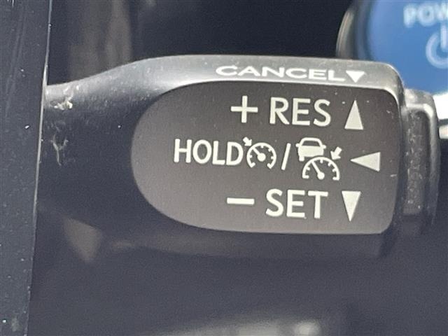 Toyota PRIUS 2019 8272408-21