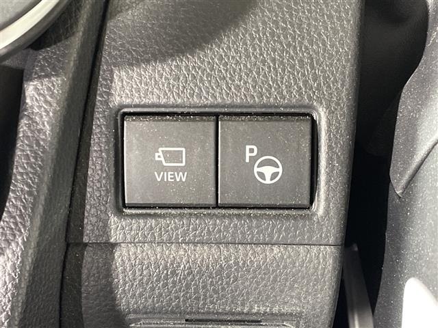 Toyota PRIUS 2023 8272409-20