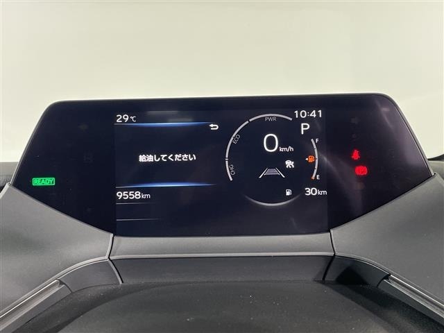Toyota PRIUS 2023 8272409-7