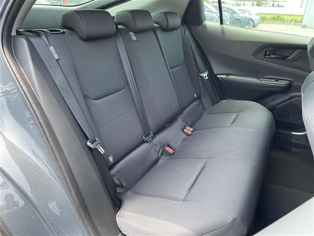 Toyota PRIUS 2023 8272410-4
