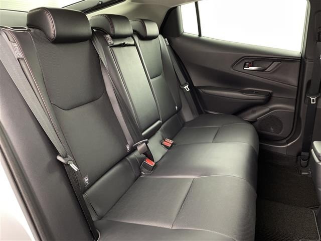 Toyota PRIUS 2023 8272411-1