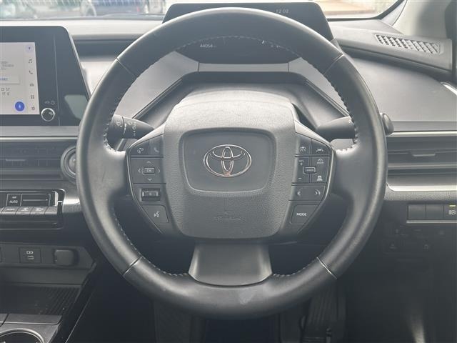 Toyota PRIUS 2023 8272413-14