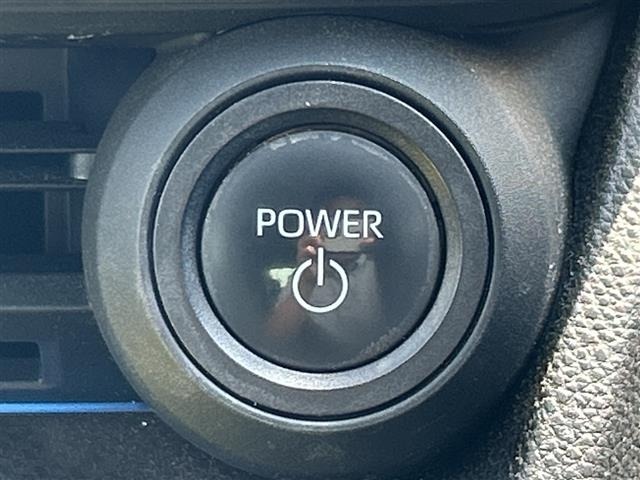 Toyota PRIUS 2023 8272414-10