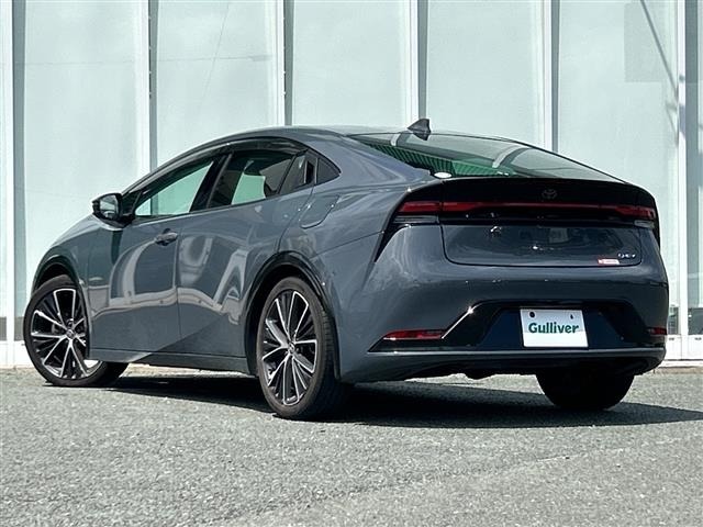 Toyota PRIUS 2023 8272414-13