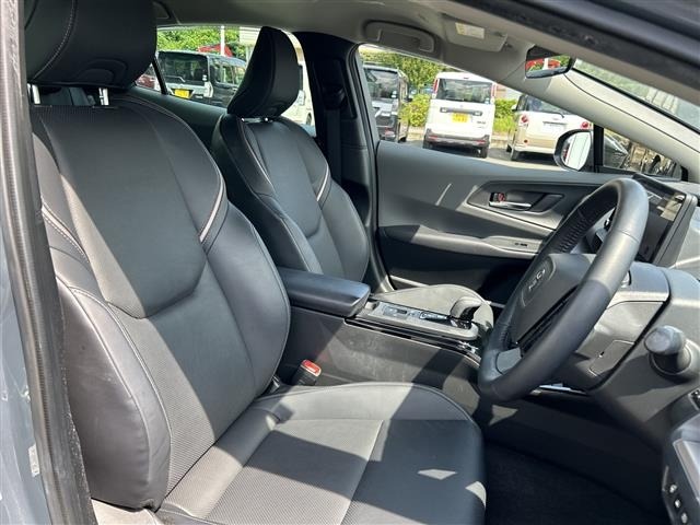 Toyota PRIUS 2023 8272414-14