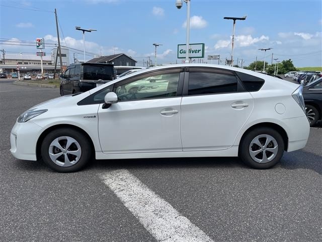Toyota PRIUS 2013 8272415-2