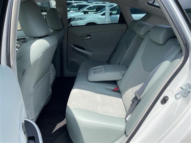 Toyota PRIUS 2013 8272415-9