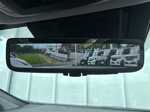 Toyota PRIUS 2023 8272416-4