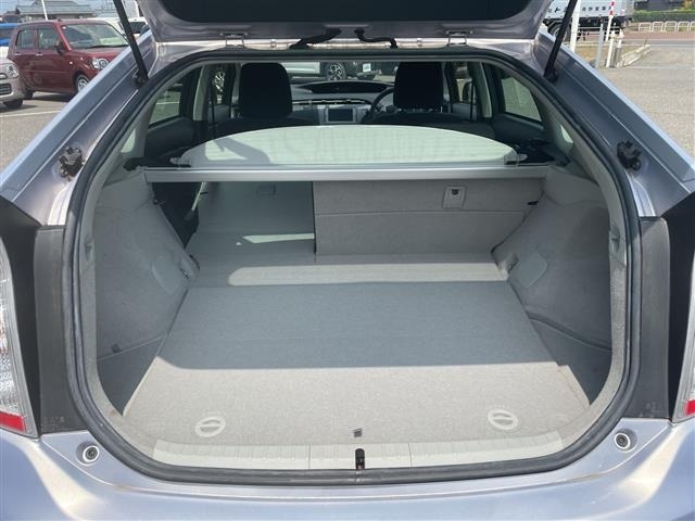 Toyota PRIUS 2014 8272417-11