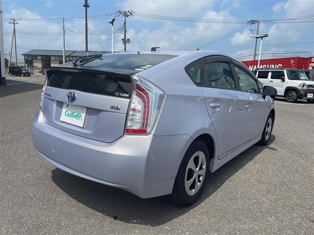 Toyota PRIUS 2014 8272417-6