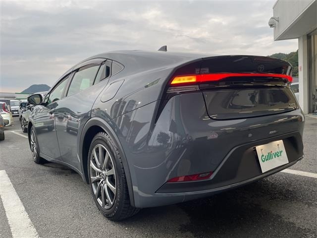 Toyota PRIUS 2023 8272418-2