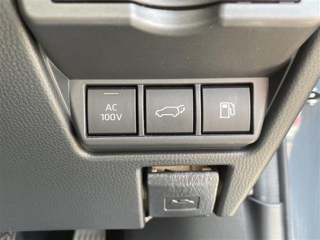 Toyota PRIUS 2023 8272420-12