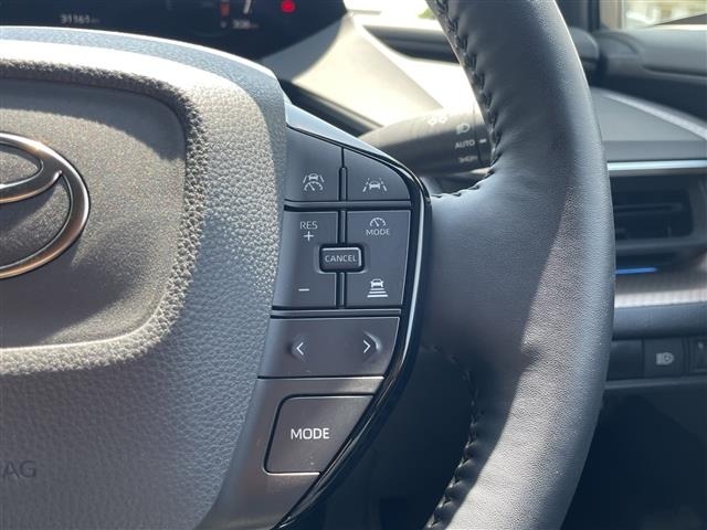 Toyota PRIUS 2023 8272420-19