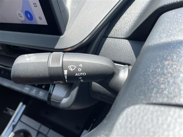 Toyota PRIUS 2023 8272420-21