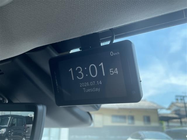 Toyota PRIUS 2023 8272420-22