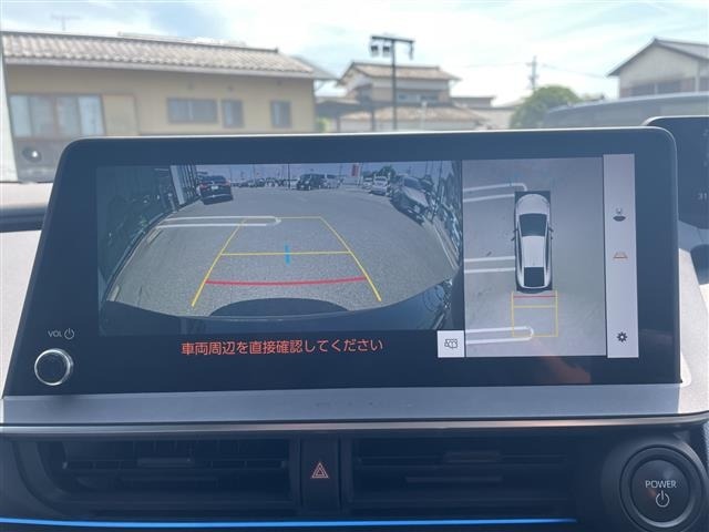 Toyota PRIUS 2023 8272420-7