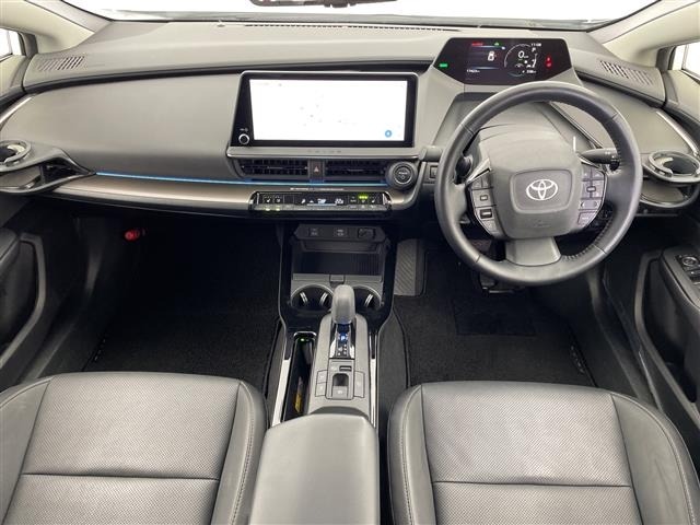 Toyota PRIUS 2024 8272421-15