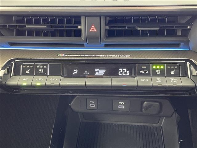 Toyota PRIUS 2024 8272421-19