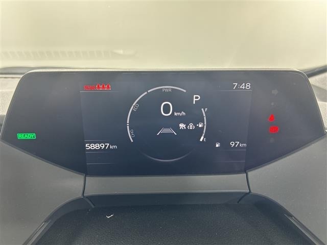 Toyota PRIUS 2023 8272422-1