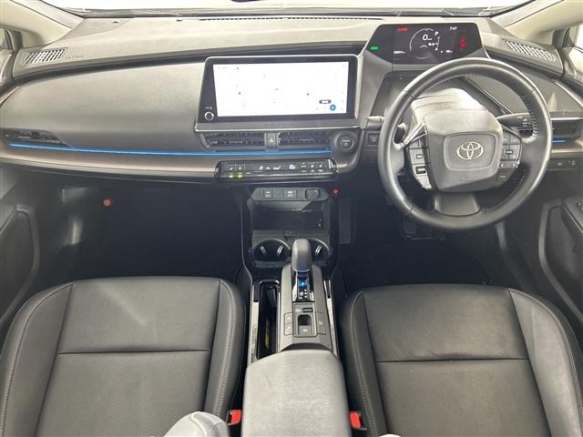 Toyota PRIUS 2023 8272422-16