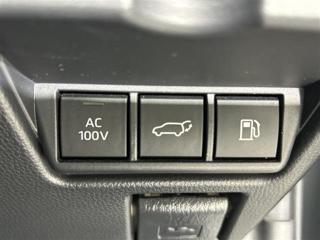 Toyota PRIUS 2023 8272422-2
