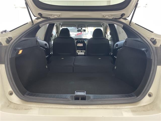 Toyota PRIUS 2016 8272423-20