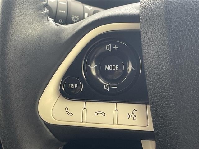 Toyota PRIUS 2016 8272423-4