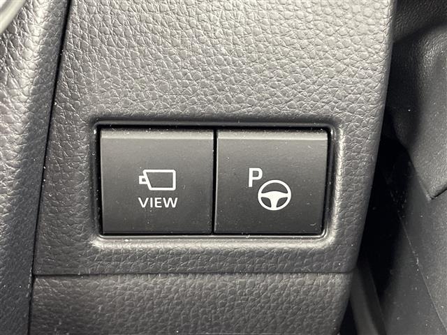 Toyota PRIUS 2023 8272424-18