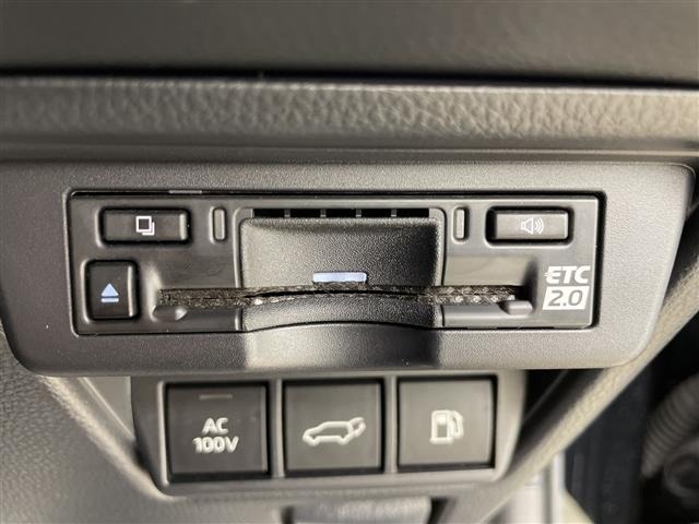 Toyota PRIUS 2023 8272424-19