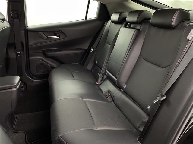 Toyota PRIUS 2023 8272424-7