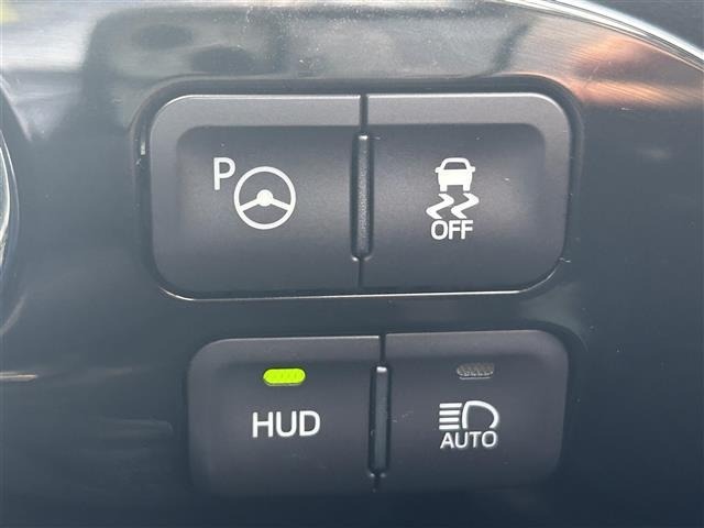 Toyota PRIUS 2016 8272425-17