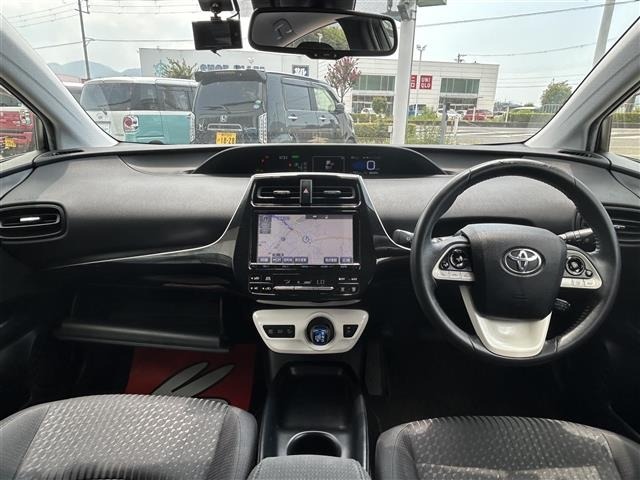 Toyota PRIUS 2016 8272425-20