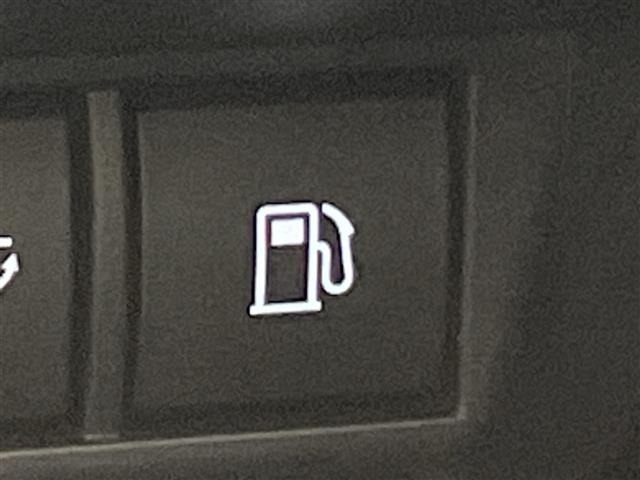 Toyota PRIUS 2023 8272427-2