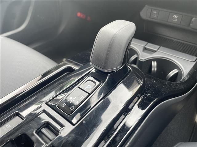 Toyota PRIUS 2023 8272428-10