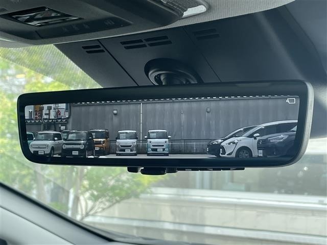 Toyota PRIUS 2023 8272428-25