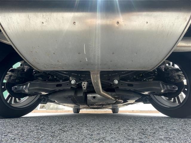 Toyota PRIUS 2023 8272428-5